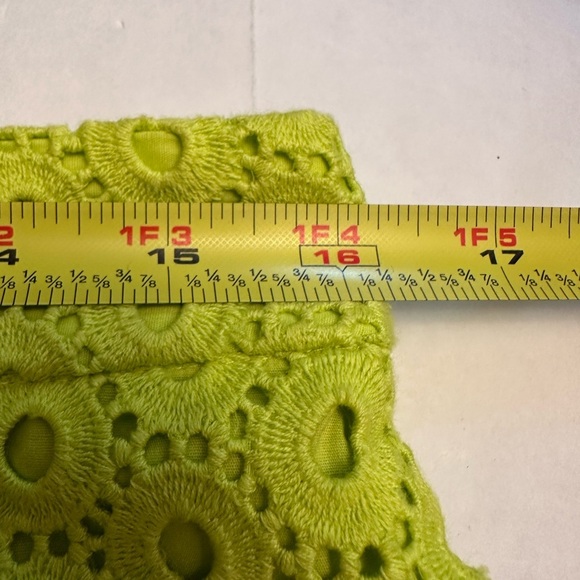 J. Crew Kiwi Green Eyelet No. 2 Pencil Skirt Size 8 Zip Back Clasp - Picture 10 of 11